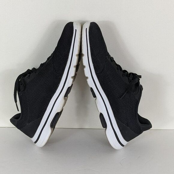 Skechers Black and White Sneakers Women's 9.5 - Picture 8 of 10